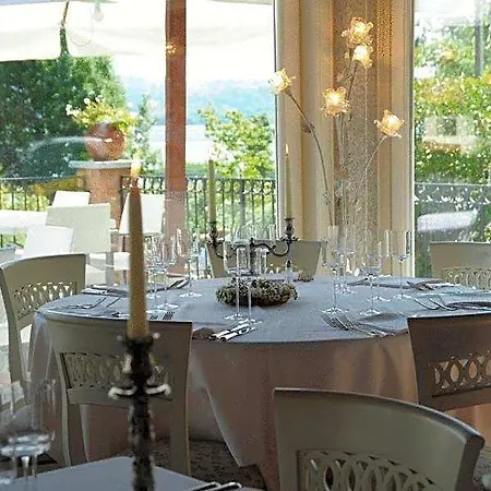 Hotel Baroni