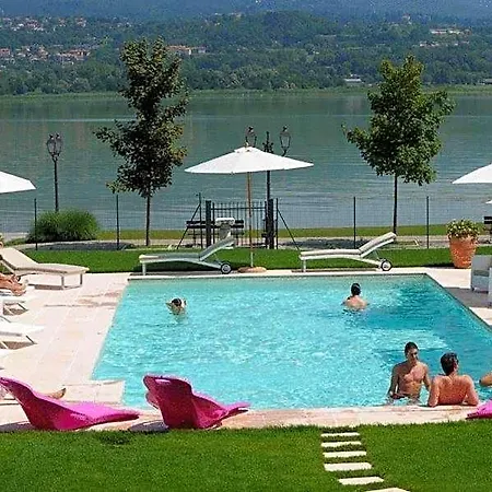 Hotel Baroni Lomnago